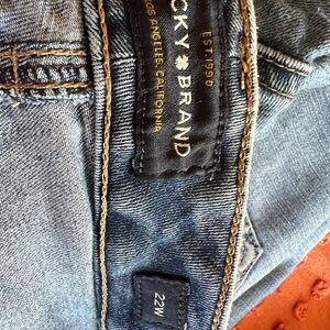 Lucky Brand Emma Crop Blue Jeans